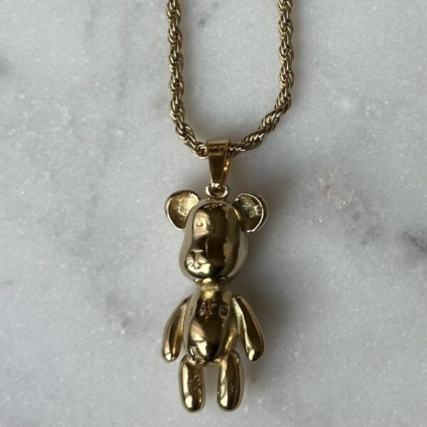 TEDDY NECKLACE